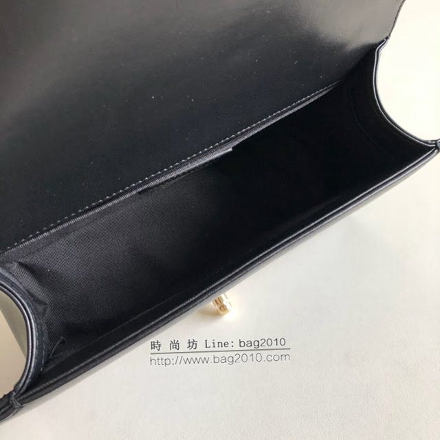 Chanel女包 香奈兒專櫃經典款V格boy包 Chanel小羊皮鏈條女包 67086黑色  djc4220